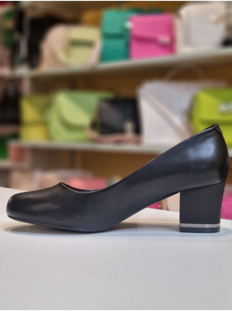 Kurpes uz papēža