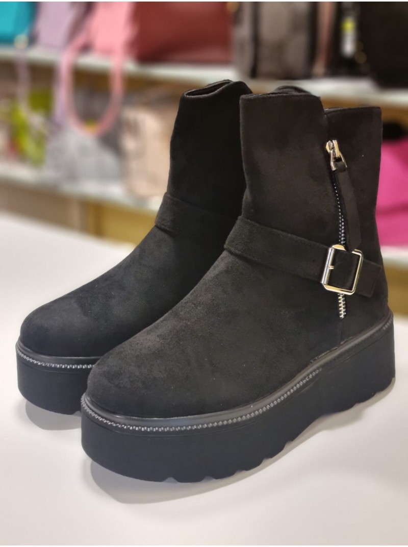 Puszābaki uz platformas