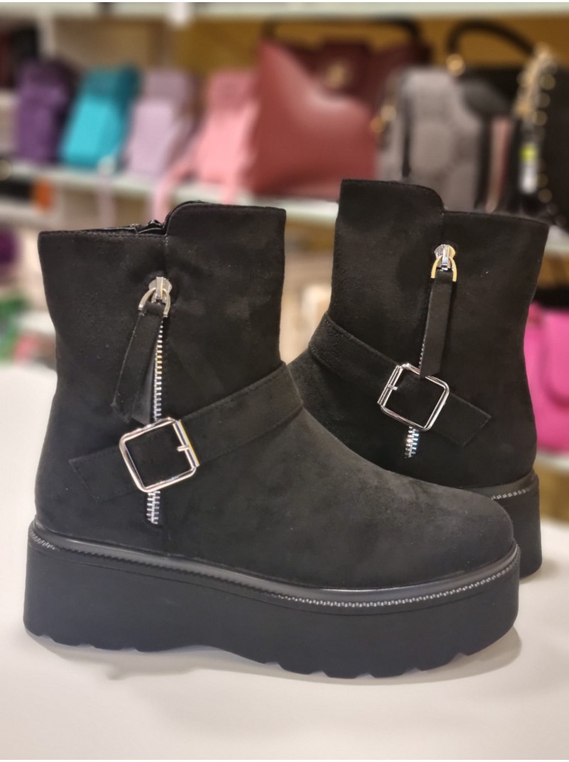 Puszābaki uz platformas