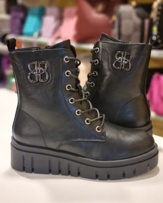 Puszābaki uz platformas