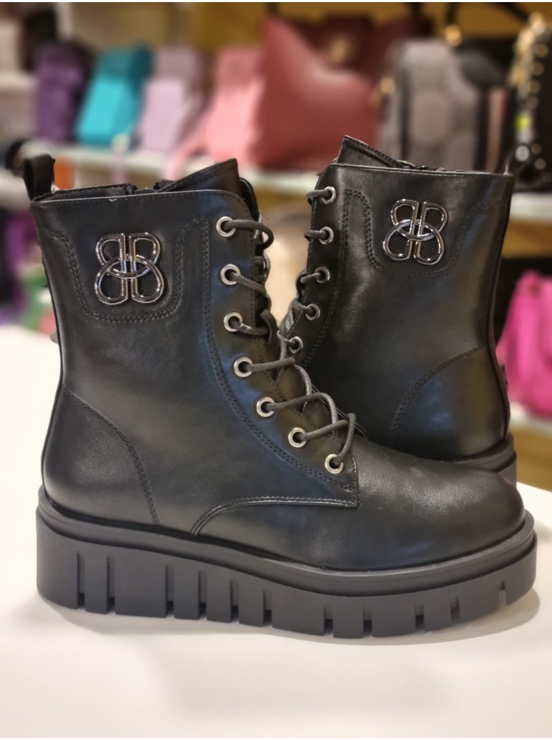 Puszābaki uz platformas