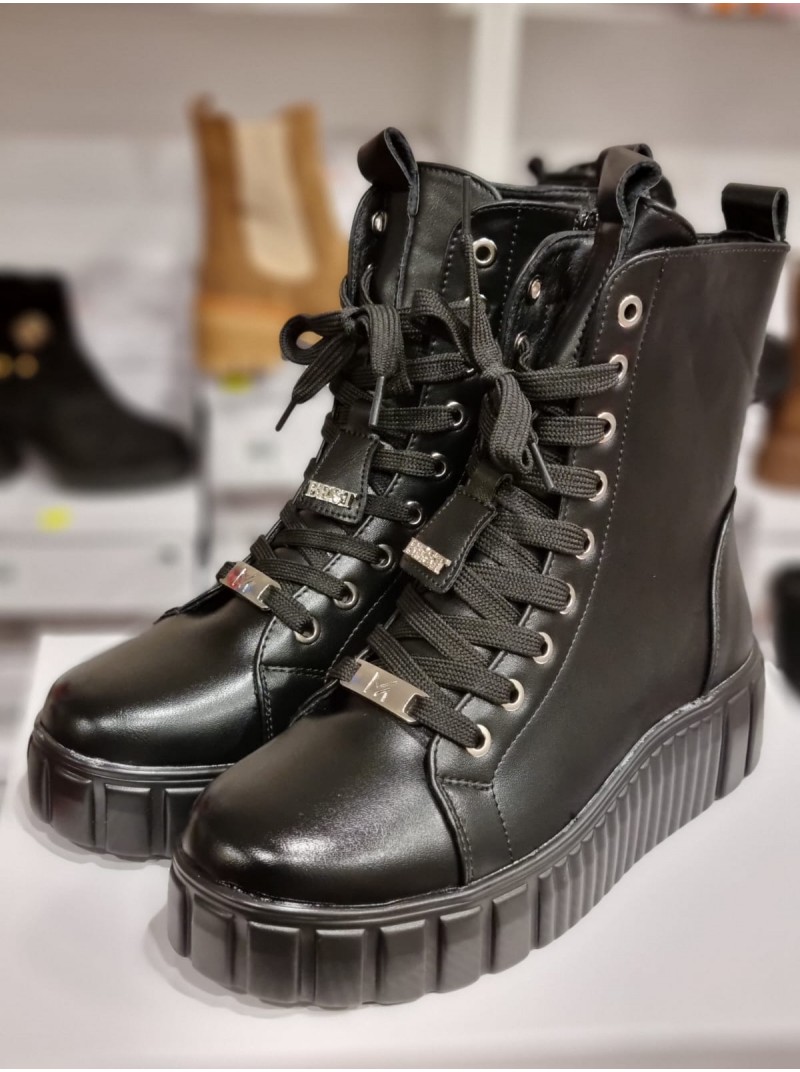 Puszābaki uz platformas