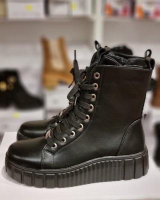 Puszābaki uz platformas