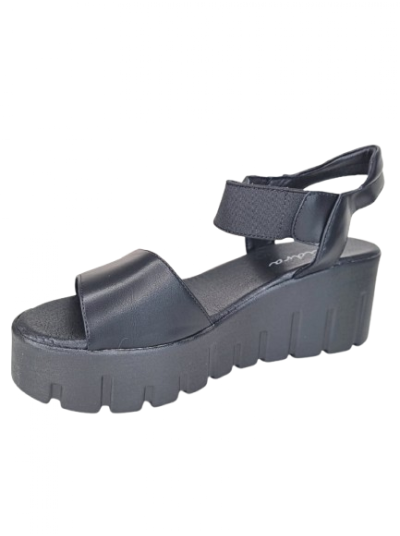 Sandales uz platformas Sandales uz platformas