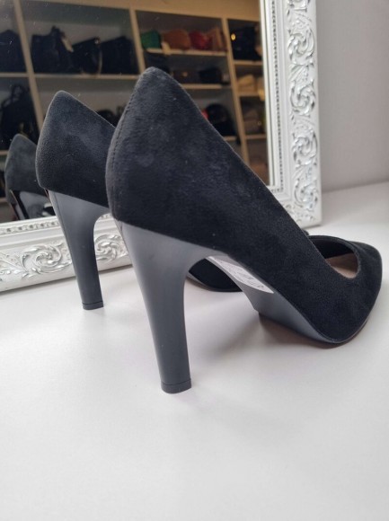 Augstpapēžu kurpes